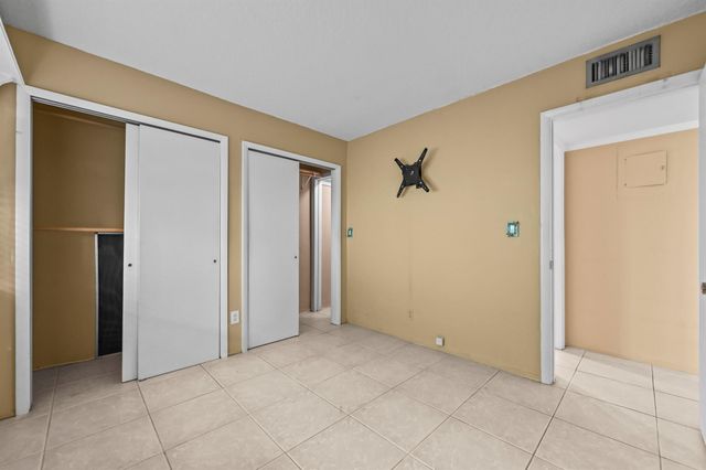 1751 S Ocean Boulevard 104, Lauderdale By The Sea, FL 33062