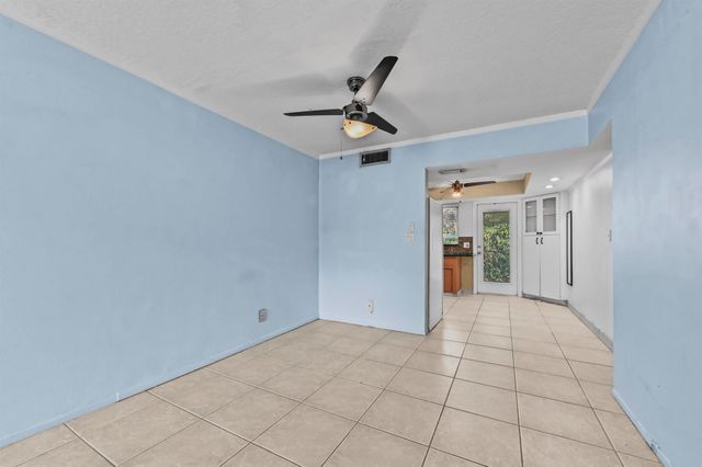 1751 S Ocean Boulevard 104, Lauderdale By The Sea, FL 33062