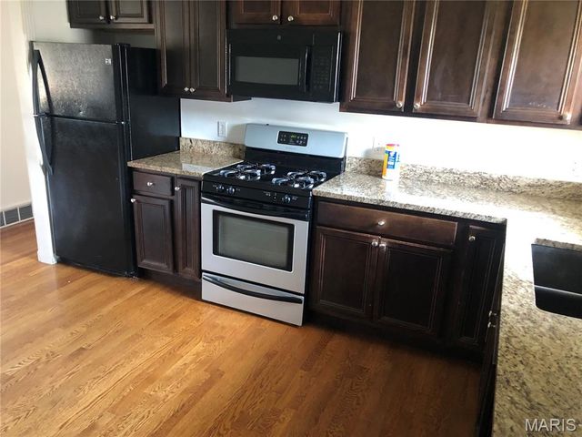 4120 Kettler Road, St Louis, MO 63123