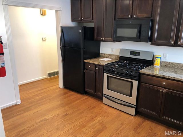 4120 Kettler Road, St Louis, MO 63123