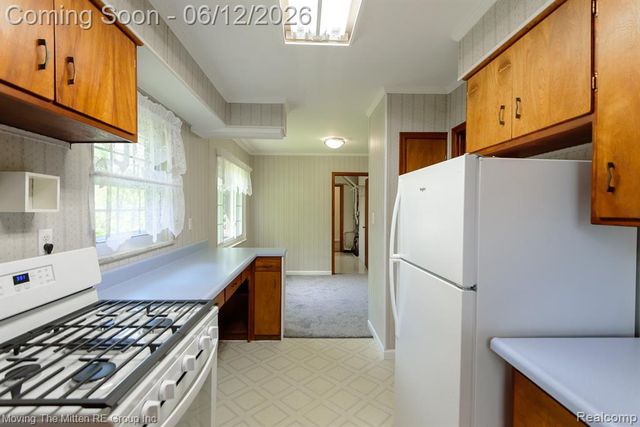 35382 Eldon Drive, Rockwood, MI 48173