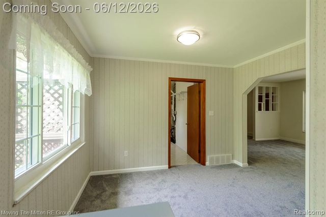 35382 Eldon Drive, Rockwood, MI 48173