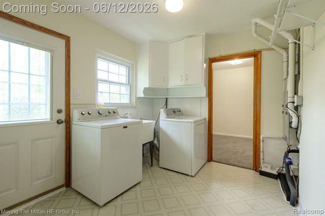 35382 Eldon Drive, Rockwood, MI 48173