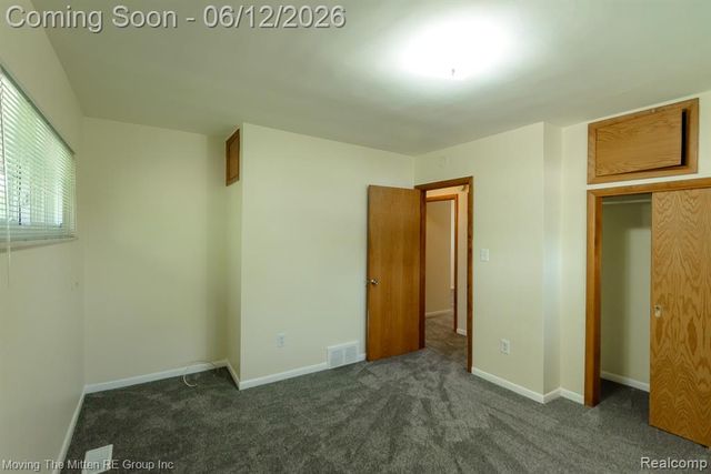 35382 Eldon Drive, Rockwood, MI 48173