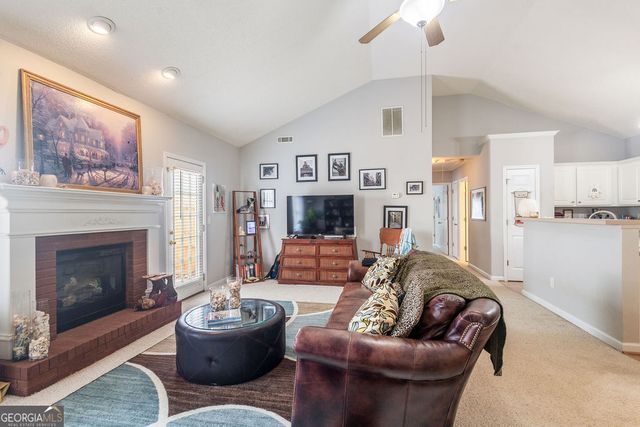 21 Stony Oak Drive, Newnan, GA 30263