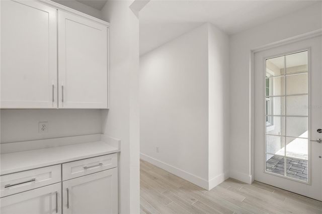 9500 LUNAR DOVE DRIVE, Sarasota, FL 34240