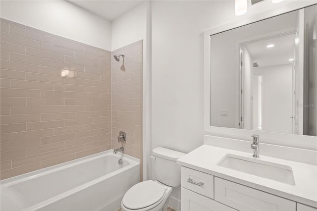 9500 LUNAR DOVE DRIVE, Sarasota, FL 34240