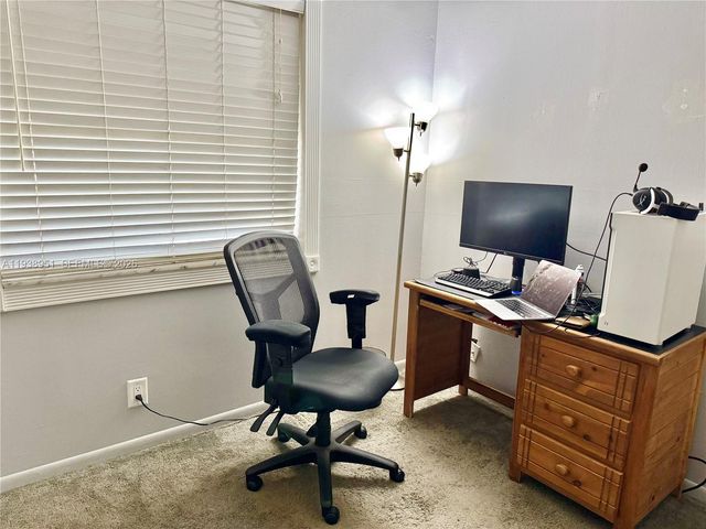 5580 Lakeside Dr 205, Margate, FL 33063