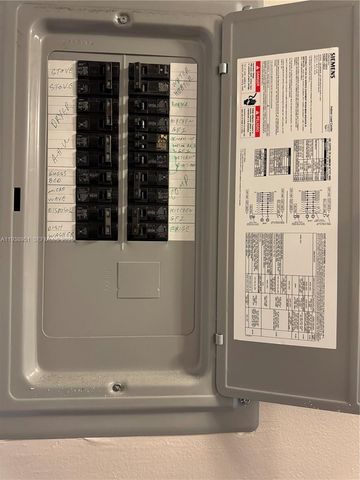 5580 Lakeside Dr 205, Margate, FL 33063