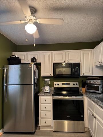 5580 Lakeside Dr 205, Margate, FL 33063