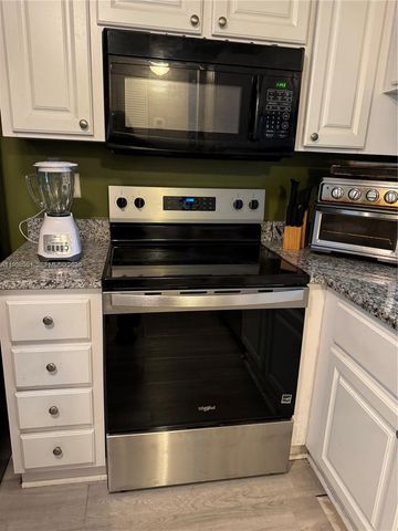 5580 Lakeside Dr 205, Margate, FL 33063