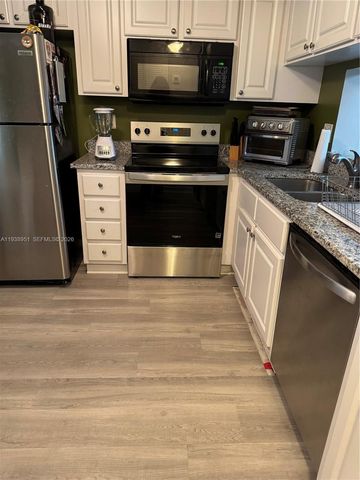 5580 Lakeside Dr 205, Margate, FL 33063