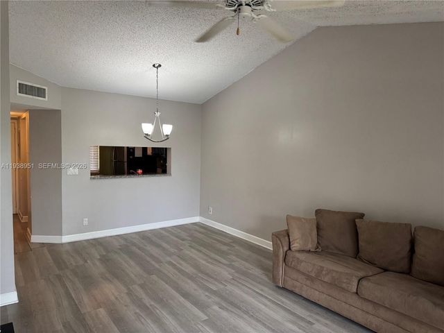 5580 Lakeside Dr 205, Margate, FL 33063