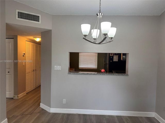 5580 Lakeside Dr 205, Margate, FL 33063