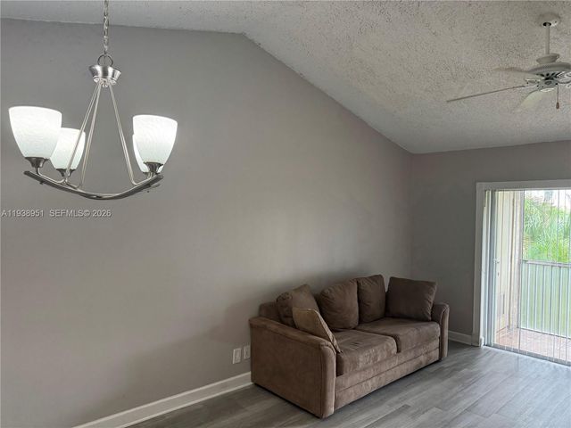 5580 Lakeside Dr 205, Margate, FL 33063