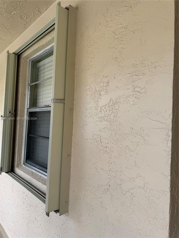 5580 Lakeside Dr 205, Margate, FL 33063