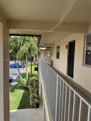 5580 Lakeside Dr 205, Margate, FL 33063