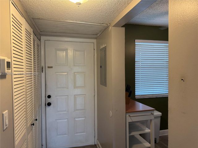 5580 Lakeside Dr 205, Margate, FL 33063