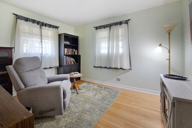 736 Deborah Avenue, Elgin, IL 60123