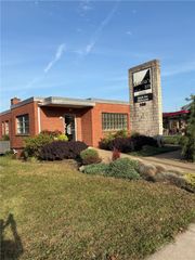 108 5th Street, Ellwood City, PA 16117