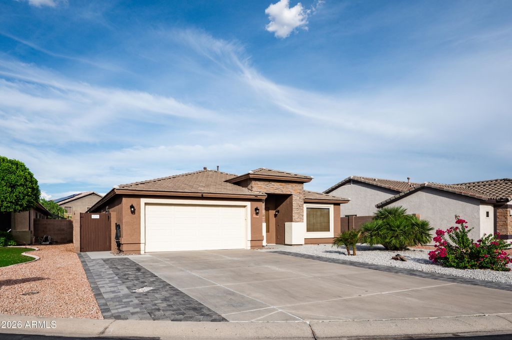 15946 W MARCONI Avenue, Surprise, AZ 85374 — photo 5