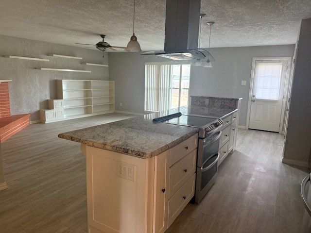 5313 Gates Drive, The Colony, TX 75056