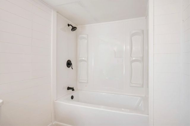 24 Sangster Road, Jesup, GA 31545