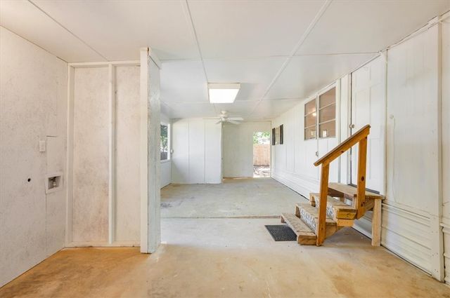 24 Sangster Road, Jesup, GA 31545