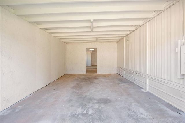 24 Sangster Road, Jesup, GA 31545