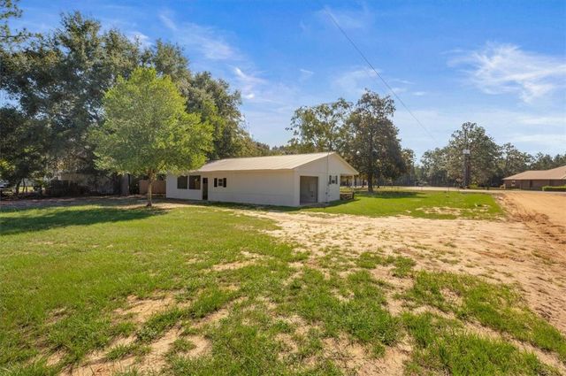 24 Sangster Road, Jesup, GA 31545