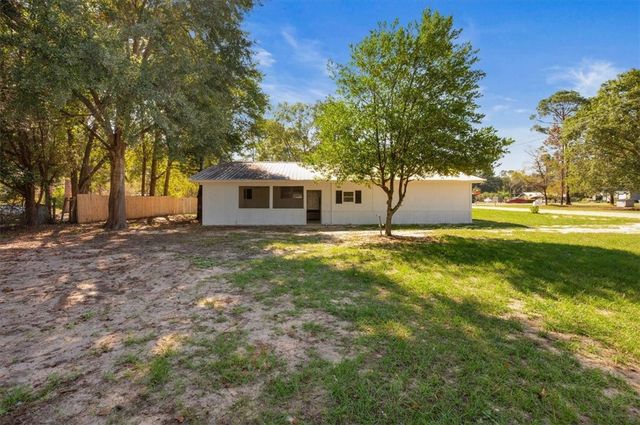 24 Sangster Road, Jesup, GA 31545