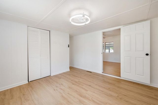 24 Sangster Road, Jesup, GA 31545