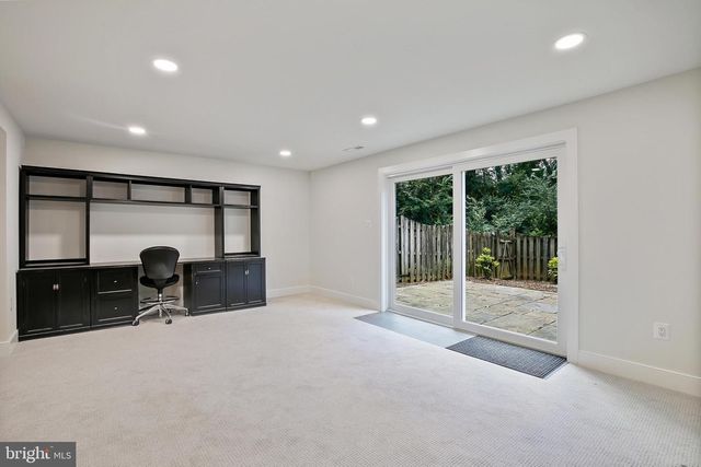 165 EAST ST NE, Vienna, VA 22180