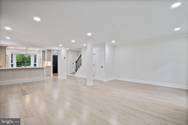 165 EAST ST NE, Vienna, VA 22180