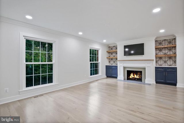 165 EAST ST NE, Vienna, VA 22180