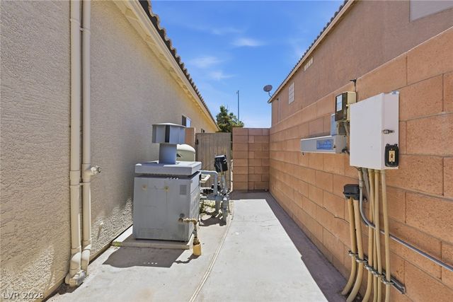 728 Brown Breeches Avenue, North Las Vegas, NV 89081