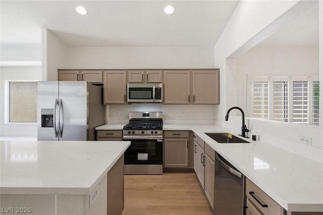 728 Brown Breeches Avenue, North Las Vegas, NV 89081