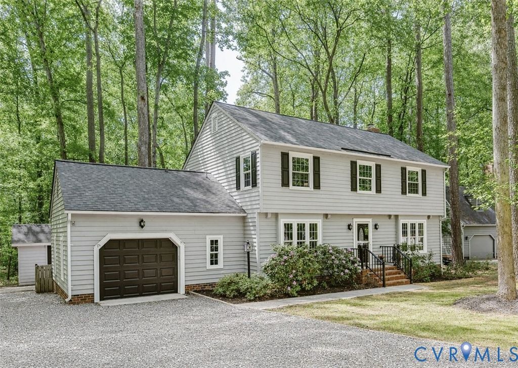 13907 Stoney Ridge Ct, Midlothian, VA 23112