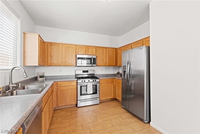 1137 Village Crossing Lane, Las Vegas, NV 89183
