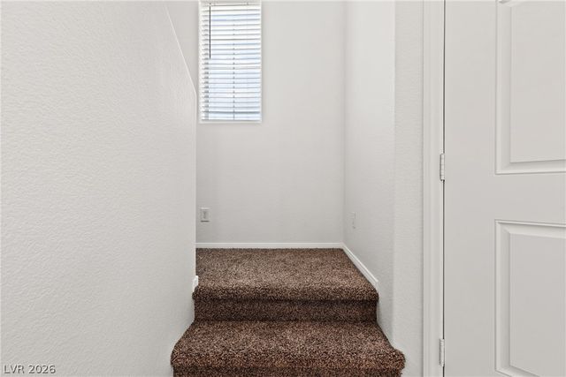 1137 Village Crossing Lane, Las Vegas, NV 89183