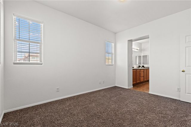 1137 Village Crossing Lane, Las Vegas, NV 89183