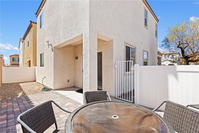 1137 Village Crossing Lane, Las Vegas, NV 89183