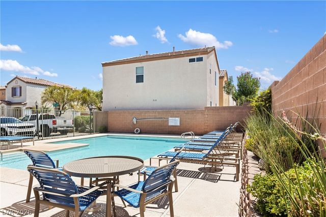 1137 Village Crossing Lane, Las Vegas, NV 89183