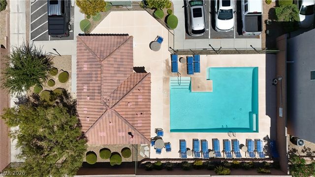 1137 Village Crossing Lane, Las Vegas, NV 89183