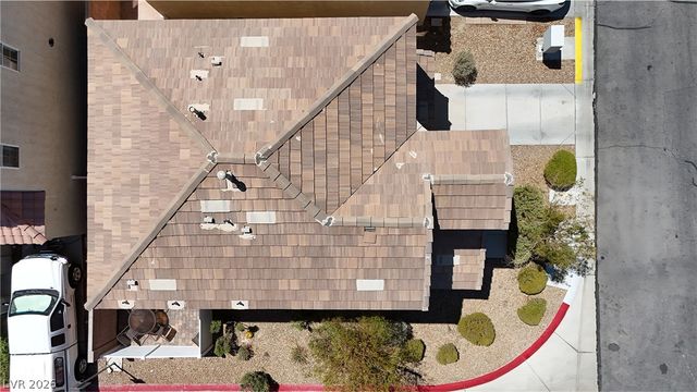 1137 Village Crossing Lane, Las Vegas, NV 89183