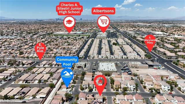1137 Village Crossing Lane, Las Vegas, NV 89183