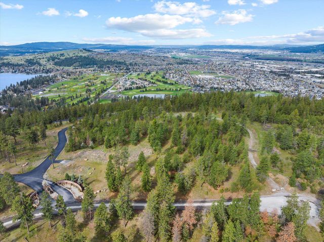 25323 E Colony Ln, Liberty Lake, WA 99019