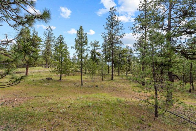 25323 E Colony Ln, Liberty Lake, WA 99019