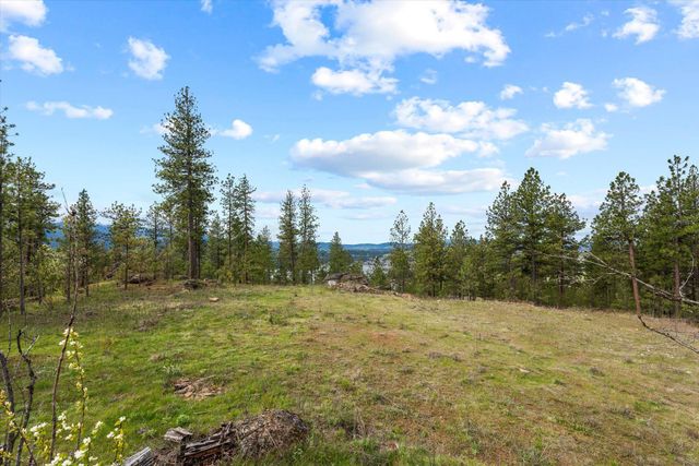 25323 E Colony Ln, Liberty Lake, WA 99019