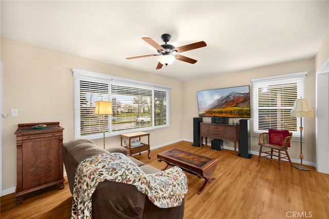 2902 Del Amo Blvd, Lakewood, CA 90712